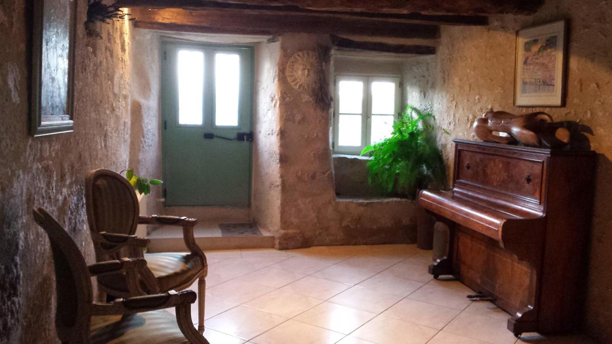 La Maison De Chloe Senouillac المظهر الخارجي الصورة